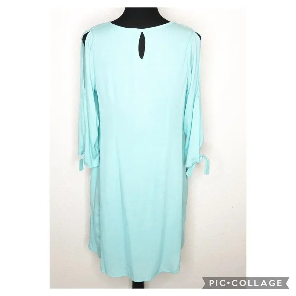 Soft Surroundings light blue cold shoulder shift dress size Petite Medium PM